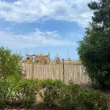 Les De La U Dragulinu Guest house