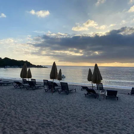 Les De La U Dragulinu Guest house 3*