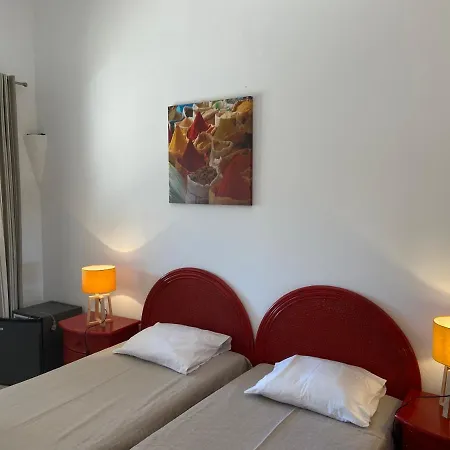 Les De La U Dragulinu Guest house