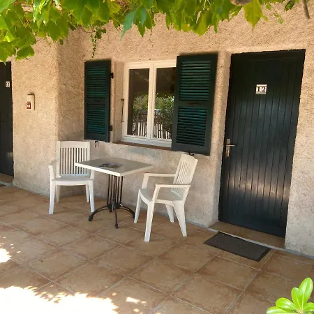 Les De La U Dragulinu Guest house 3*