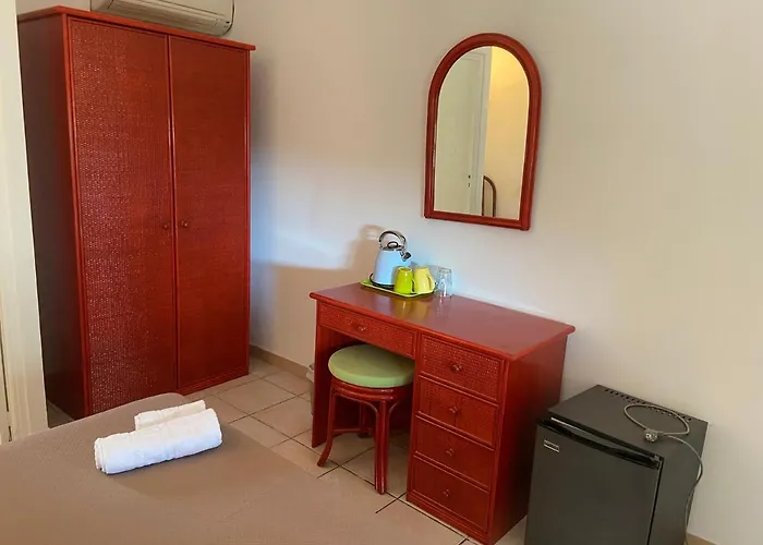 Les De La U Dragulinu בית הארחה