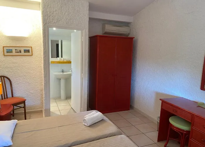 Les De La U Dragulinu 3*