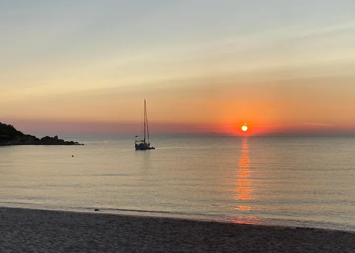 Les De La U Dragulinu בית הארחה 3*